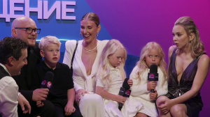 VAVAN — Дети взяли инициативу на интервью | «ПРЕМИЯ МУЗ-ТВ 2024. ЗА КАДРОМ»