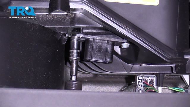 How to Replace Blower Motor Resistor 05-16 Ford Mustang смотреть онлайн