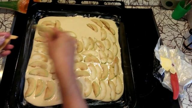 Готовим яблочный пирог с яблочным компотом