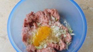 Мясной рулет из фарша с яйцом в духовке