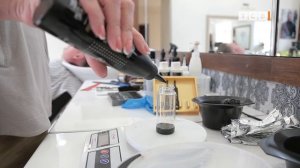 Нужно ли мужчине скрывать седину