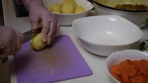 Куриные бедра в духовке / Необычный рецепт приготовления в БАНКЕ