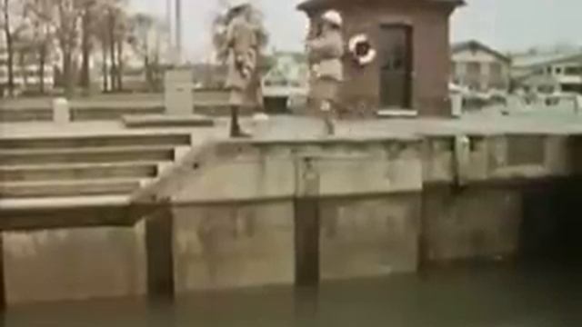Monty Python, The Fish Slapping Dance