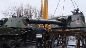 Ремонтные подразделения ЦВО применяют новые методы восстановления повреждённой техники в зоне СВО