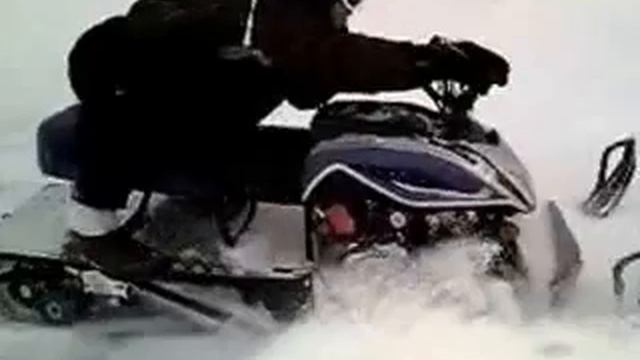 Решили немного подрифтовать Dingo t100 смотреть онлайн