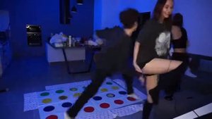 отшлепал прямо на стриме