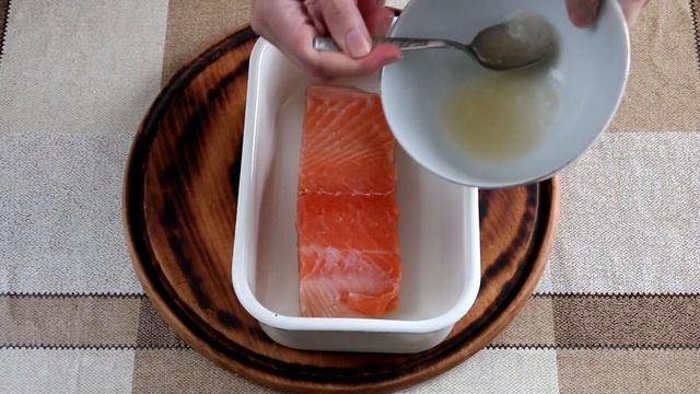 Семга соленая с медом - Простой рецепт - Быстро и вкусно - Про Вкусняшки (кулинарные рецепты)