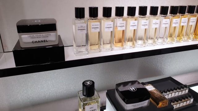 СКАЗОЧНЫЙ ШОПИНГ в ВЕНЕЦИИ/ИТАЛЬЯНСКИЕ БРЕНДЫ 2020 смотреть онлайн