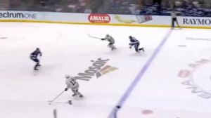 Первые 10 голов Коннора Бедарда в НХЛ. Connor Bedard 's first 10 NHL goals.