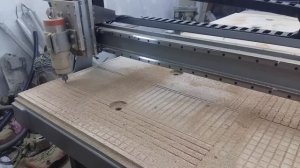 Большой фрезер. Фрезеровка вакуумного стола.