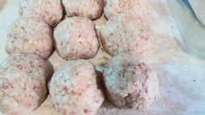 Готовим Ежики с фаршем и отварным рисом. Вкусный обед или сытный ужин.