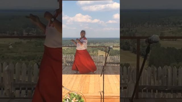 Сценическая фланкировка. Настасья Ушенко на Фестивале казачьей культуры "Развернись, душа казачья!"