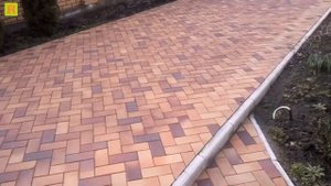 Тротуарная плитка (жжёный кирпич) стройка