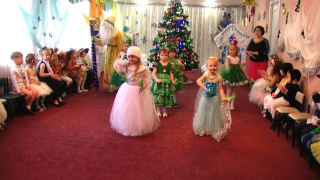 в лесу родилась ёлочка смотреть онлайн