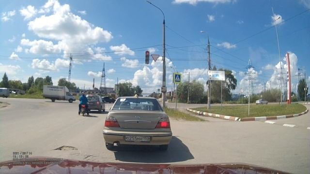 Лада 4x4 3D,Новая Нива Легенда 2021 года .Средняя скорость ,расход топлива,какой бензин? Как и Что?