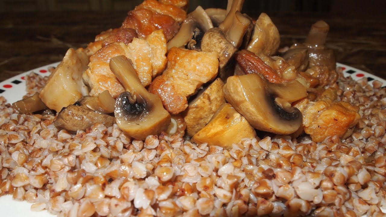 УСТОЯТЬ НЕВОЗМОЖНО! - ЖАРКОЕ из грудинки с грибами! смотреть онлайн