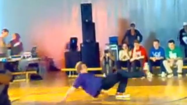 Тусовка в Олимпийском центре смотреть онлайн