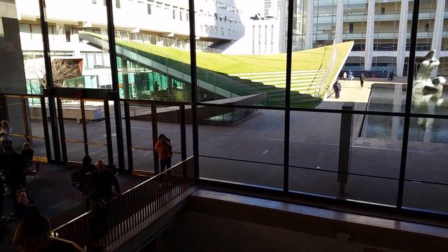 20190317 В Линкольн центре. Антракт. смотреть онлайн