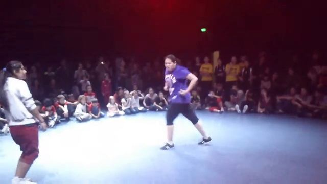 Hi-Hop Junior 1/8.2 Battle. Astana 2012. Local session. смотреть онлайн