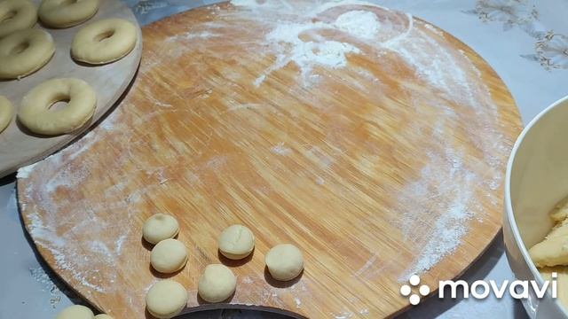 Как приготовить американские пончики Донаты Choсolate glazed donuts.Одной порции было мало! смотреть онлайн