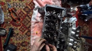 Устанавливаю рокера, собираю головку