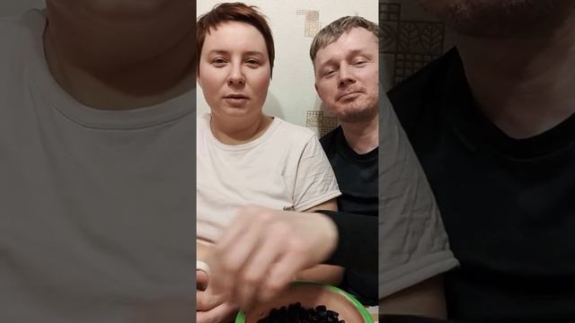 Бывшая жена разнесла в пух и прах моё новое хобби! (овца!!!) смотреть онлайн