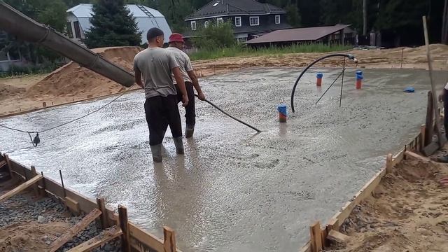 Устройство фундамента монолитная плита 250 мм под одноэтажный дом из газобетона. смотреть онлайн