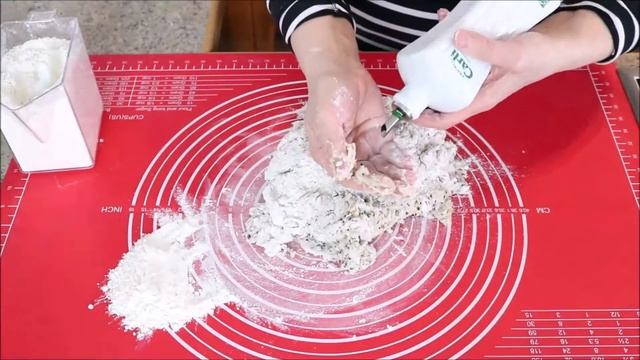 Пшенично - ржаной хлеб с разными семечками, полезный хлеб