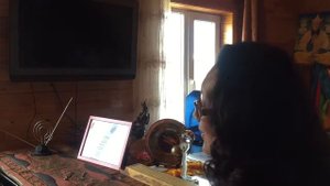 Поёт Инна Валерьявна Шагнаева.