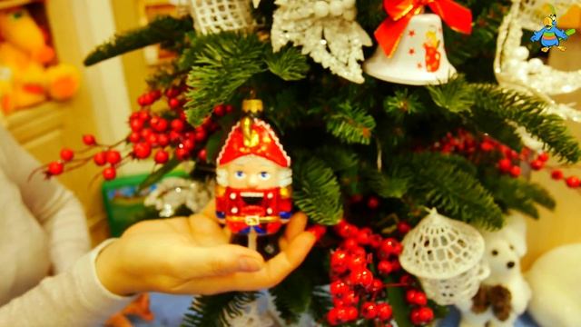 ЁЛОЧНЫЕ ИГРУШКИ ФАБРИКА "ЭЛИТА" - Новогодний видео - обзор смотреть онлайн