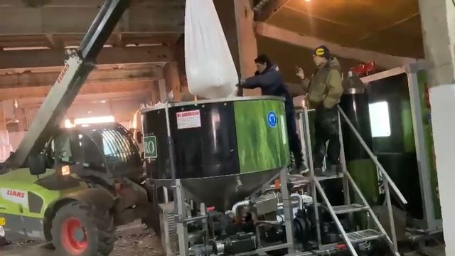 Растворный узел для удобрений. КАС 32. ЖКУ. СЗР смотреть онлайн