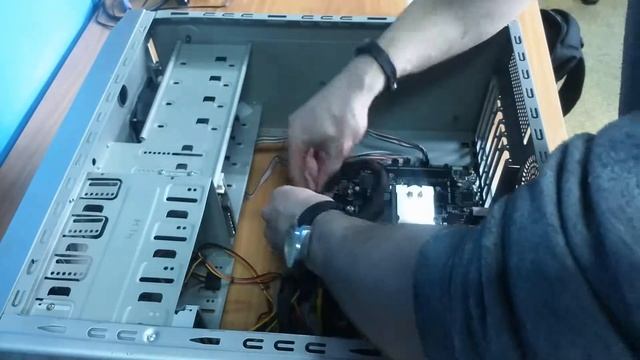 Новое железо в старый корпус. Сборка системного блока AM3+. смотреть онлайн
