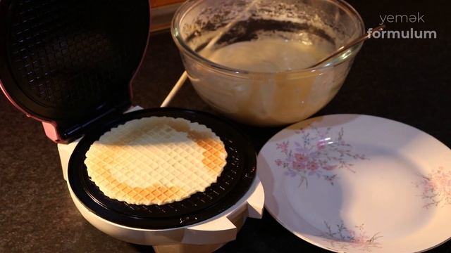 Dadlı Vafli Tortu / Waffle resepti смотреть онлайн
