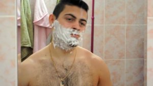 секрет, почему кавказцы не бреются )))