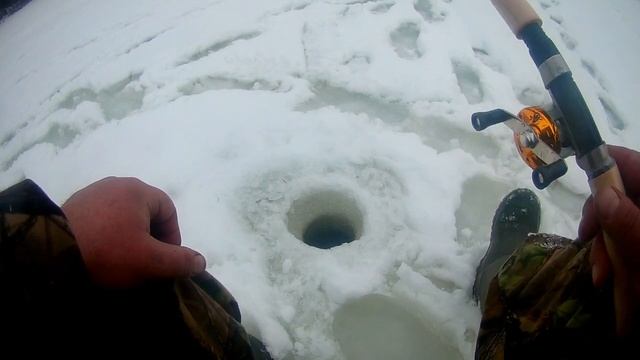 Вуокса, зимняя рыбалка, часть третья. смотреть онлайн