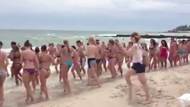 Ходили смотреть и увидели, Сальсу :-) смотреть онлайн