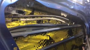 Hyundai Elantra шумка частичная, делаем вибро и шумо изоляцию четырех дверей автомобиля