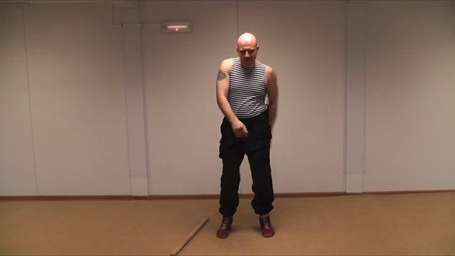 010 Амплитудная восьмерка в плечах со сменой восьмерок в тазу