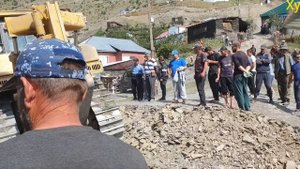 СЕГОДНЯ ДОРОГА В ЦЕНТРЕ СЕЛА ХУШЕТ #дагестан #горы #зима #кавказ #отдых #природа #туризм #турция