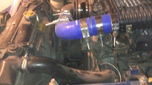 Компрессор Eaton m62 и интеркулер от Mitsubishi RVR.