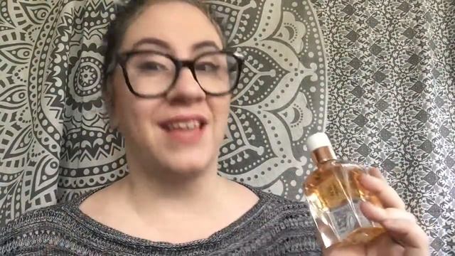 Fragrance Review :: Hermes Jour d'Hermes Absolu смотреть онлайн