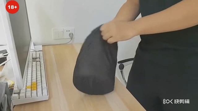 Подушка для шеи. Подушка для путешествий. Идея подарка.