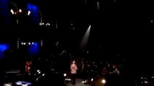 Annie Lennox . There Must Be An Angel . London 2009