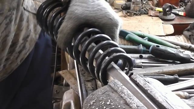 Изготавливаю новые амортизаторы для квадроцикла РМ 500-2 из автомобильных. смотреть онлайн