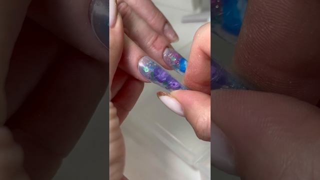 Я не люблю однотонные ногти ?? #nail #весеннийманикюр #летнийманикюр #маникюр #мк