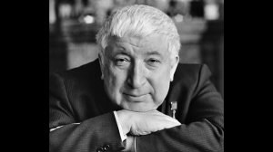 Стихотворение Расула Гамзатова "Берегите друзей"