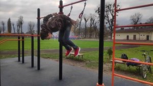 Учусь делать САЛЬТО с турника за 100 попыток | ЛАЧ ГЕЙНЕР