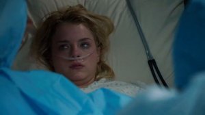 Karen gives birth | Shameless (U.S.) | (2x11)