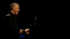 Viktoria Tolstoy & Jacob Karlzon: "Hand in my pocket"