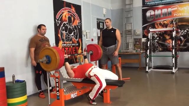 Олег Перепечёнов.Жим лёжа.240кг на 3 раза.категория до 90 кг. смотреть онлайн